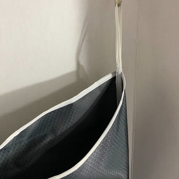 Hamper - Picture 2 of 6